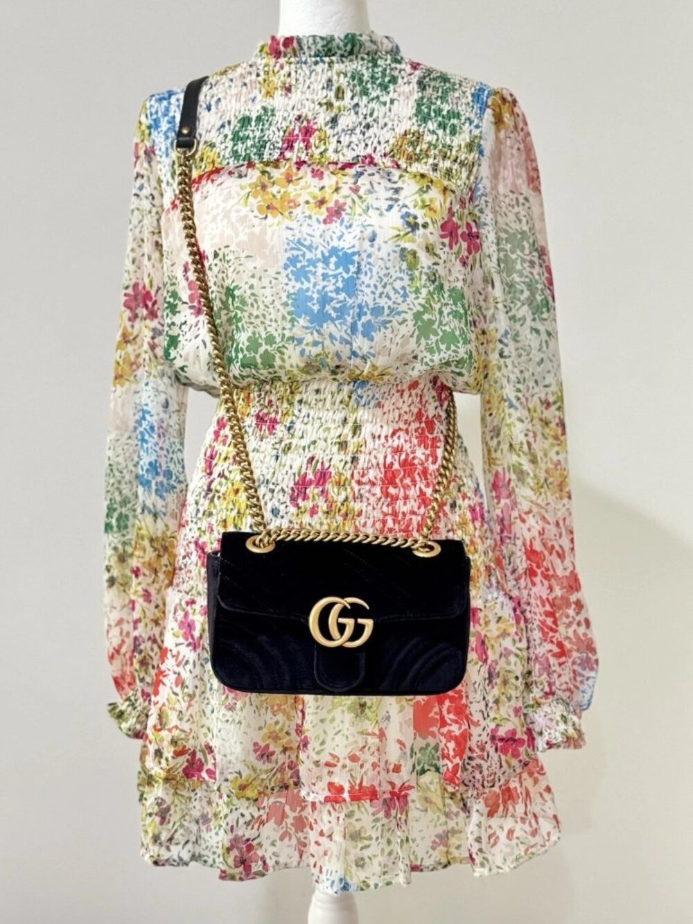 NEW Gucci GG Marmont Matelasse Velvet Small Shoulder Handbag Crossbody Black